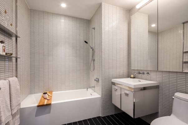 Bathroom, Interior, Recessed Lighting