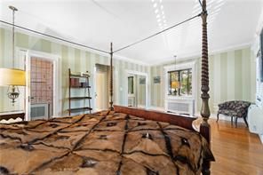 Interior, Pendant Lights, Wood Texture Flooring