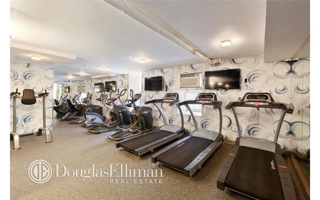 Fitness Equipment, Gym, Interior, Recessed Lighting