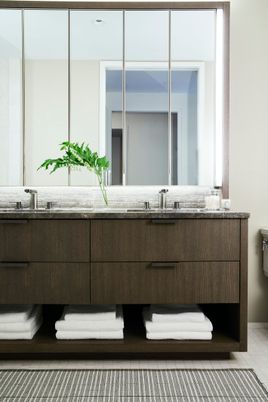 Bathroom, Dual Sink Vanities, Interior