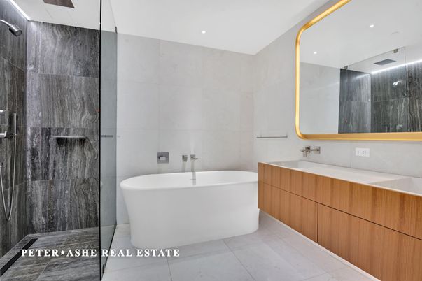 Bathroom, Dual Sink Vanities, Free Standing Baths, Interior, Recessed Lighting