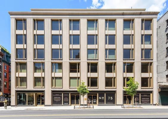 Exterior, Facade, Chicago School
