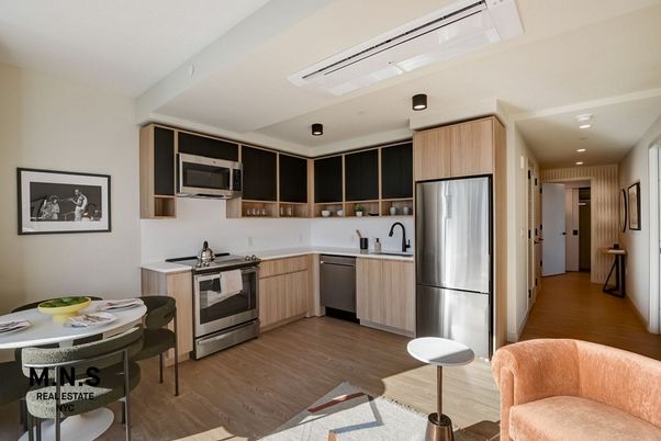 Dining room, Interior, Kitchen, Recessed Lighting, Stainless Steel Appliances, Wood Texture Flooring
