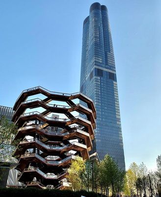 Exterior, Facade, Highrise