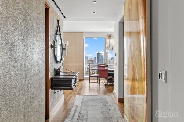 Chandelier, Interior, Piano, Recessed Lighting, Wood Texture Flooring