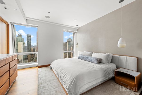 Bedroom, Interior, Pendant Lights, Recessed Lighting, Wood Texture Flooring