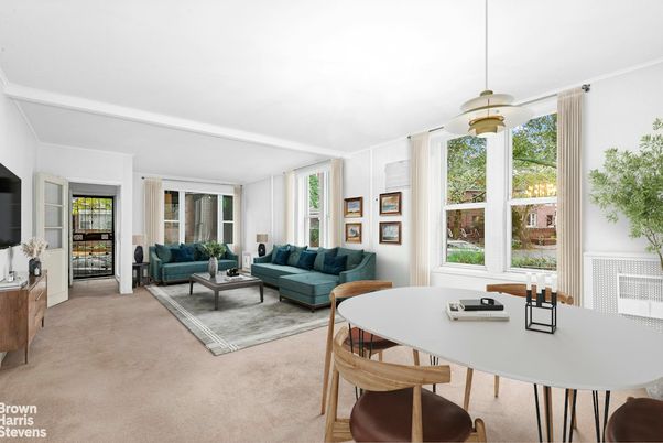 Dining room, Interior, Living room, Pendant Lights