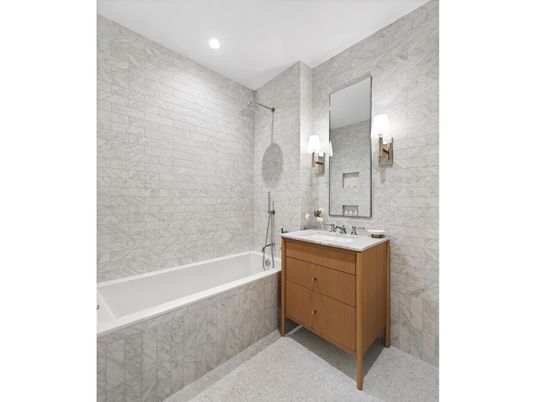 Bathroom, Interior, Recessed Lighting