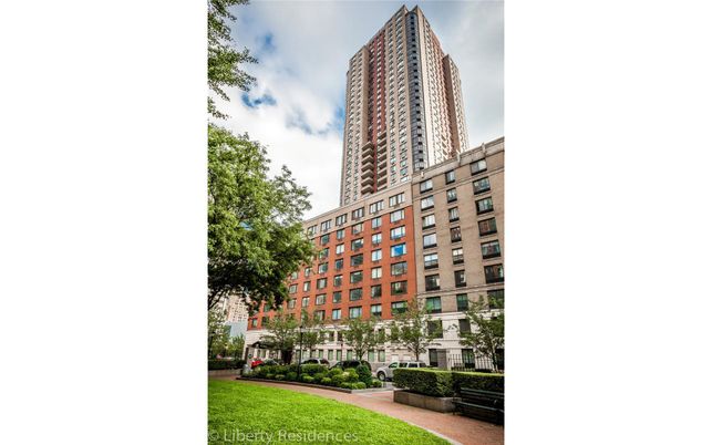 Exterior, Facade, Highrise