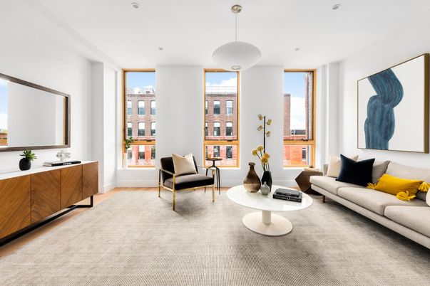 Interior, Living room, Pendant Lights, Recessed Lighting