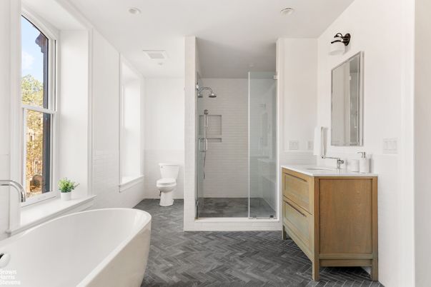 Bathroom, Dual Sink Vanities, Free Standing Baths, Glass Shower, Interior, Recessed Lighting