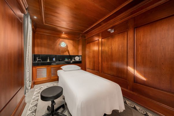Interior, Recessed Lighting, Wooden Ceilings, Wooden Walls