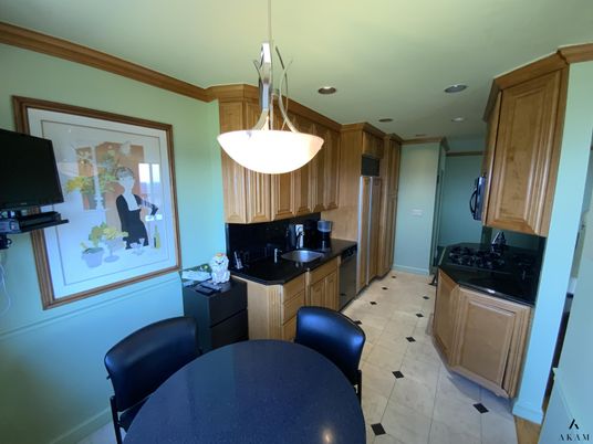 Dining room, Interior, Kitchen, Pendant Lights, Recessed Lighting