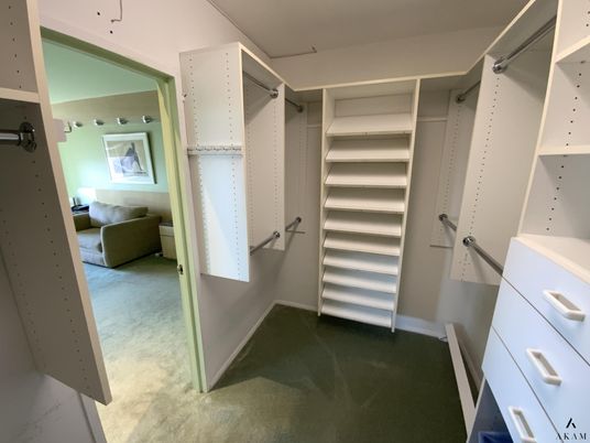 Interior, Walk-in Closets