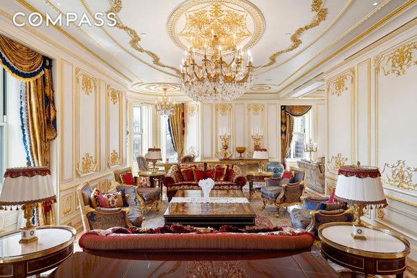 Chandelier, Dining room, Interior, Living room