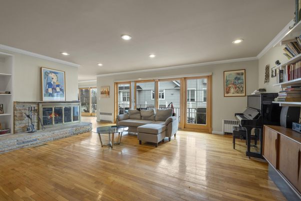 Fireplace, Interior, Living room, Piano, Recessed Lighting, Wood Texture Flooring