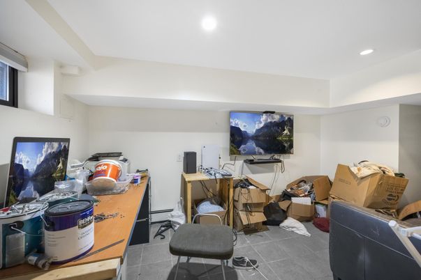 Interior, Recessed Lighting