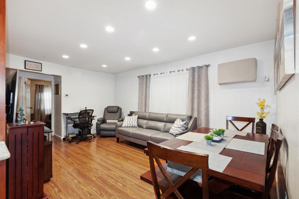 Dining room, Interior, Living room, Recessed Lighting, Wood Texture Flooring