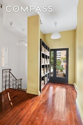 Interior, Pendant Lights, Wood Texture Flooring