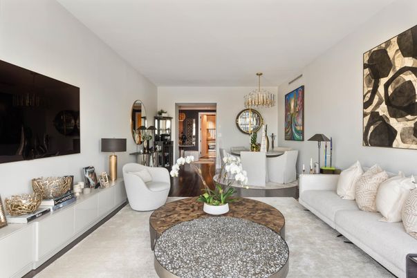 Chandelier, Dining room, Interior, Living room
