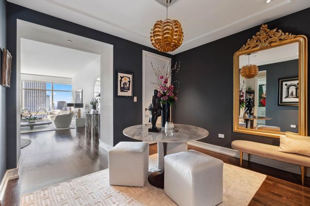 Interior, Pendant Lights, Recessed Lighting, Wood Texture Flooring