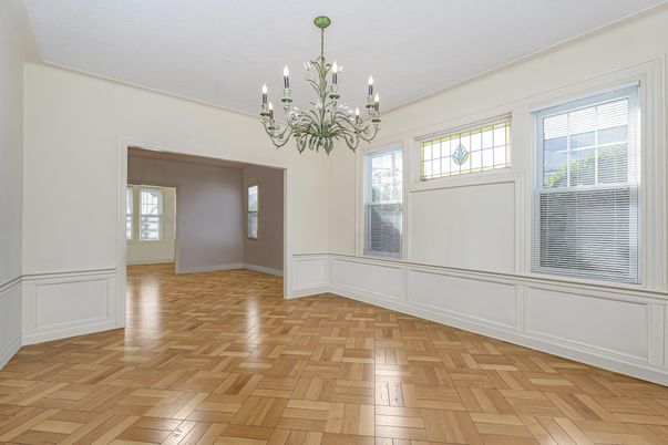 Chandelier, Empty room, Interior, Wood Texture Flooring