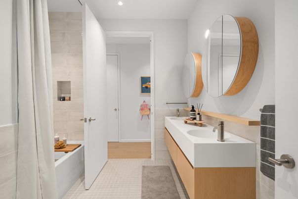 Bathroom, Dual Sink Vanities, Interior, Recessed Lighting