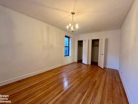 Chandelier, Empty room, Interior, Wood Texture Flooring