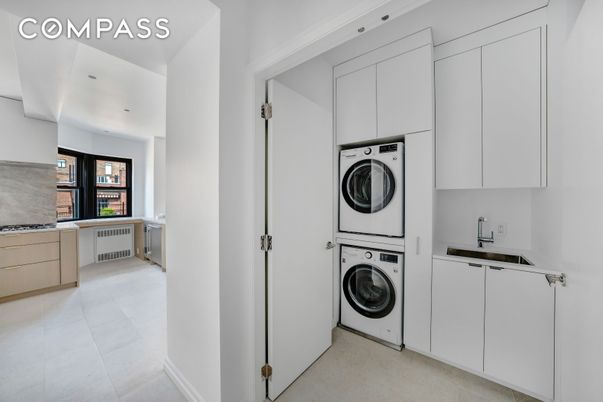 Interior, Kitchen, Utility Closets, Washer