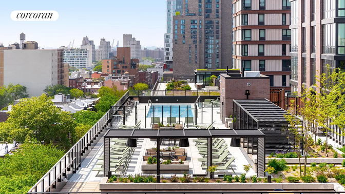 Exterior, Pool, Other