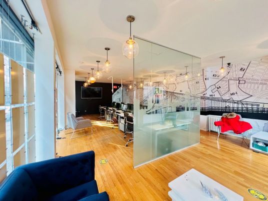 Interior, Pendant Lights, Wood Texture Flooring