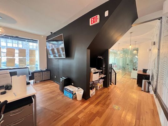 Interior, Pendant Lights, Wood Texture Flooring