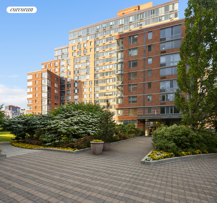 Exterior, Facade, Condo Building