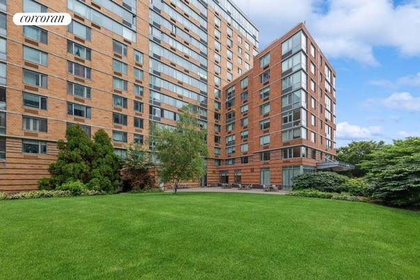 Backyard, Exterior, Facade, Condo Building