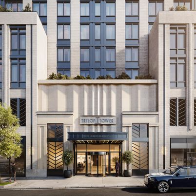 Exterior, Facade, Brick Facade, Rowhouse