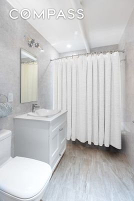 Bathroom, Interior, Marble, Recessed Lighting