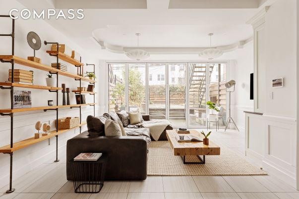 Interior, Living room, Pendant Lights