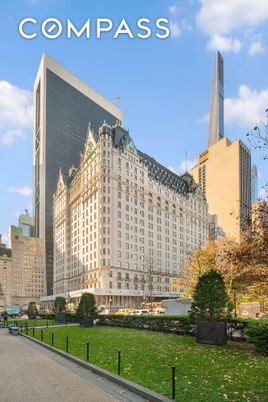 Exterior, Facade, Highrise