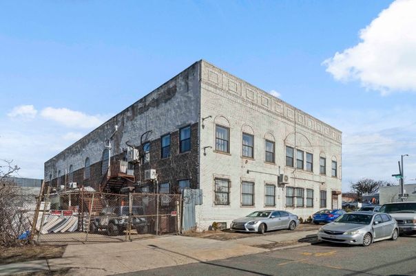 Exterior, Facade, Condo Building
