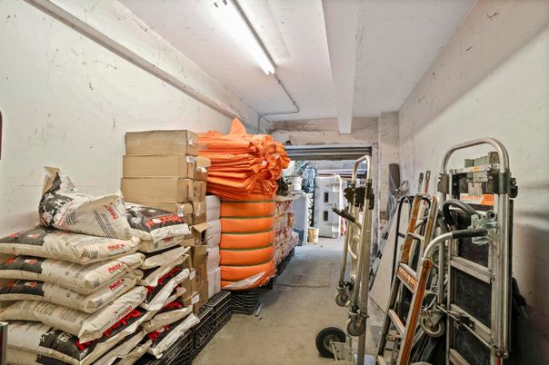 Fitness Equipment, Interior