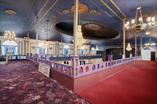 Chandelier, Interior, Pendant Lights