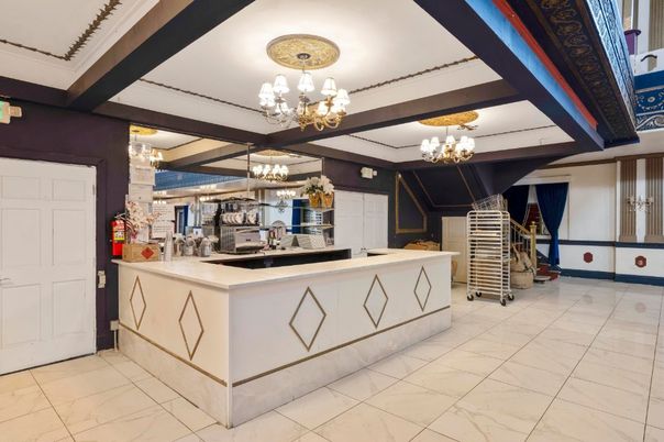 Chandelier, Interior, Kitchen, Marble