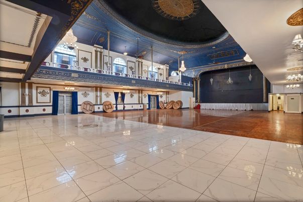 Chandelier, Interior, Marble, Recessed Lighting