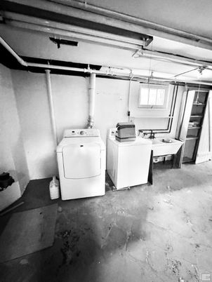 Interior, Washer