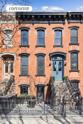 Exterior, Facade, Brick Facade, Rowhouse