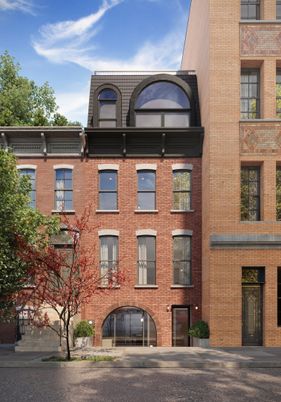 Exterior, Facade, Brick Facade, Rowhouse