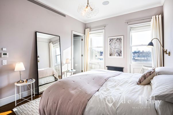 Bedroom, Interior, Pendant Lights, Wood Texture Flooring