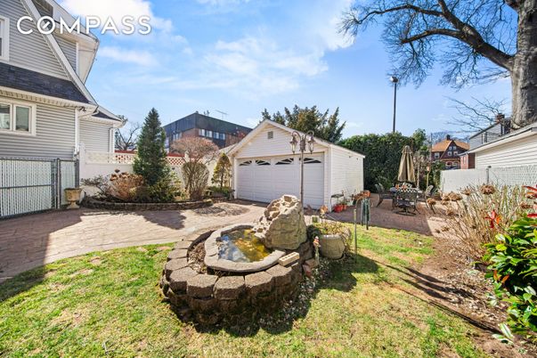 Backyard, Detached Garage, Exterior