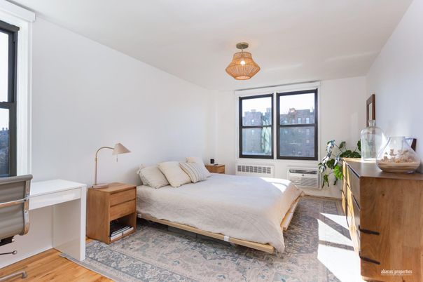 Bedroom, Interior, Pendant Lights, Wood Texture Flooring