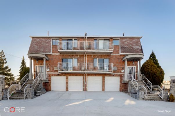Attached, Exterior, Facade, Brick Facade, Rowhouse